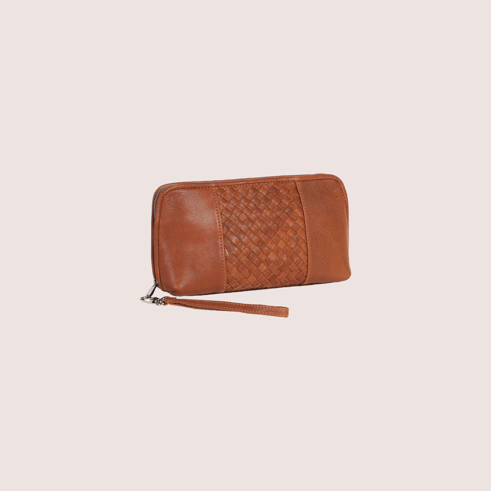 Dillard Leather Pouch
